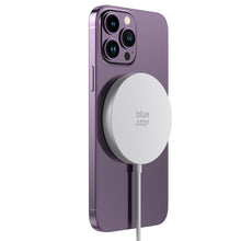 Заредете изображение във визуализатора на галерията – Wireless charger BLUE STAR Charing Pad 15w compatible with MagSafe white
