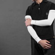 Заредете изображение във визуализатора на галерията – Rockbros XT9002W cycling sleeves - white (2 pcs.)
