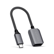 Заредете изображение във визуализатора на галерията – Adapter USB C to USB A Satechi ST-UCATCM space gray
