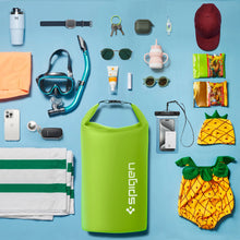 Заредете изображение във визуализатора на галерията – Spigen Aqua Shield A631 bag waterproof 30 l - green
