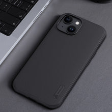 Заредете изображение във визуализатора на галерията – Nillkin Super Frosted Shield Pro Magnetic Case for iPhone 15 - black
