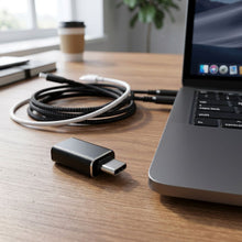 Заредете изображение във визуализатора на галерията – Adapter USB A 3.0 to Type C Blue Star - black
