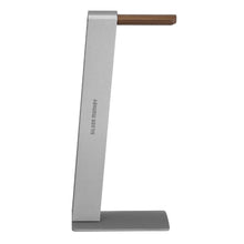 Заредете изображение във визуализатора на галерията – Silver Monkey HS400 headphone stand made of aluminum and wood - silver
