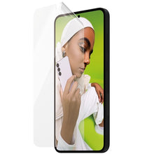 Заредете изображение във визуализатора на галерията – PanzerGlass Ultra-Wide Fit tempered glass with D3O® with applicator for Samsung Galaxy S24+
