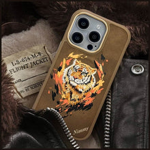Заредете изображение във визуализатора на галерията – NIMMY case TIGER compatible with MagSafe for IPHONE 16 Pro light brown

