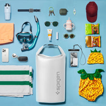 Заредете изображение във визуализатора на галерията – Spigen Aqua Shield A631 bag waterproof 30 l - white
