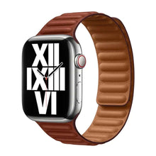 Заредете изображение във визуализатора на галерията – Apple MP853AM/A magnetic leather strap for Apple Watch 45 / 42 mm S/M - brown
