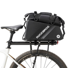 Заредете изображение във визуализатора на галерията – Rockbros 30140090001 bicycle bag for trunk 11.6l - black
