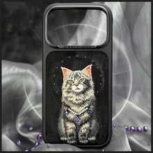 Заредете изображение във визуализатора на галерията – NIMMY case LUCKY FASHION CAT compatible with MagSafe for IPHONE 18 Pro/17 Pro black
