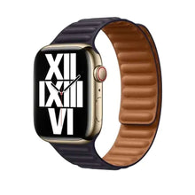 Заредете изображение във визуализатора на галерията – Apple MP833AM/A magnetic leather strap for Apple Watch 41 / 40 / 38 mm S/M - blue
