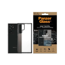Заредете изображение във визуализатора на галерията – PanzerGlass HardCase antibacterial Military Grade certified case for Samsung Galaxy S22 Ultra - transparent
