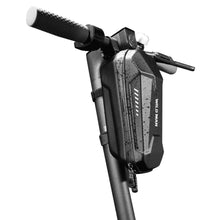 Заредете изображение във визуализатора на галерията – WILDMAN traveling bag for scooter waterproof 2L ES8 black
