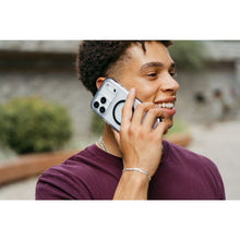 Заредете изображение във визуализатора на галерията – ZAGG case SANTA CRUZ SNAP compatible with MagSafe for IPHONE 17 Pro Max jet black
