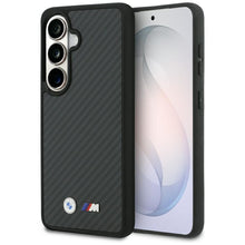 Заредете изображение във визуализатора на галерията – BMW case for SAMSUNG S26 BMHMS26S24CFMMK (Magnetic Kevlar W/ Logo) black
