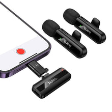 Заредете изображение във визуализатора на галерията – Wireless double microphone Lightning / USB C Hoco L20A black
