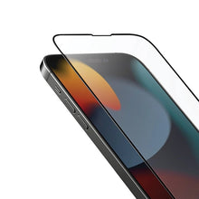 Заредете изображение във визуализатора на галерията – Uniq Optix Matte frosted tempered glass for iPhone 14 / 13 / 13 Pro with applicator
