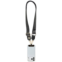 Заредете изображение във визуализатора на галерията – GUESS universal strap GUUCNP4DGMK (4G PU Strap Tether Patch Strass Metal Logo) black
