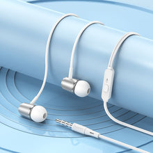 Заредете изображение във визуализатора на галерията – HOCO wire earphones Jack 3,5 mm with microphone M108 silver
