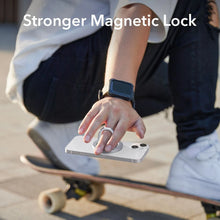 Заредете изображение във визуализатора на галерията – ESR Halolock MagSafe ring stand for the phone - silver
