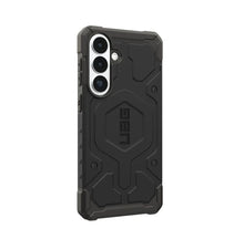 Заредете изображение във визуализатора на галерията – UAG Urban Armor Gear case PATHFINDER MAGNET with built-in magnet for SAMSUNG S26 Plus black
