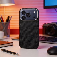 Заредете изображение във визуализатора на галерията – Case for iPhone 18 Pro Max / 17 Pro Max K-Look compatible with MagSafe black
