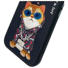Заредете изображение във визуализатора на галерията – NIMMY case GLASSES COOL CAT for IPHONE 15 black
