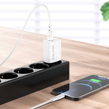 Заредете изображение във визуализатора на галерията – Blavec Wall charger BC2 - USB + Type C - QC 3.0 PD 20W (TCBC2-UCW20) white
