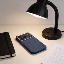 Заредете изображение във визуализатора на галерията – Case for iPhone 18 Pro / 17 Pro K-Look compatible with MagSafe blue v2
