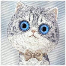 Заредете изображение във визуализатора на галерията – NIMMY case BIG EYED SILVER SHADED CAT for IPHONE 18 Pro Max/17 Pro Max grey
