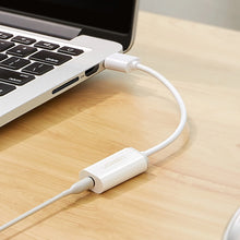 Заредете изображение във визуализатора на галерията – Ugreen US206 30712 USB-A (male) / 3.5 mm mini jack (female) adapter - white
