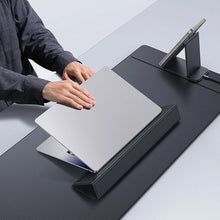 Заредете изображение във визуализатора на галерията – Baseus MagPro Series II BS-PS037 desk mat with wrist rest and inductive charger - black

