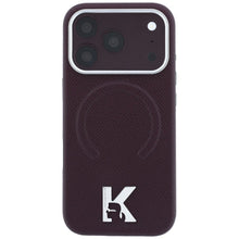 Заредете изображение във визуализатора на галерията – Гръб KARL LAGERFELD за IPHONE 18 Pro/17 Pro с MagSafe (Grained Embossed Ring &amp; Kameo Logo) - бордо
