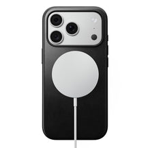 Заредете изображение във визуализатора на галерията – Кожен гръб NOMAD за IPHONE 18 Pro/17 Pro с MagSafe (Modern Leather Case Horween Leather) - черен – снимка 2
