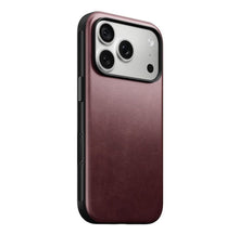 Заредете изображение във визуализатора на галерията – Кожен гръб NOMAD за IPHONE 18 Pro/17 Pro с MagSafe (Modern Leather Case Horween Leather) - бордо – снимка 2
