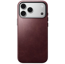 Заредете изображение във визуализатора на галерията – Кожен гръб NOMAD за IPHONE 18 Pro Max/17 Pro Max с MagSafe (Traditional Leather Case Horween Leather) - бордо
