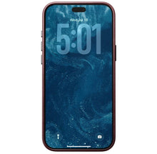 Заредете изображение във визуализатора на галерията – Кожен гръб NOMAD за IPHONE 18 Pro Max/17 Pro Max с MagSafe (Traditional Leather Case Horween Leather) - бордо – снимка 4

