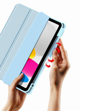 Заредете изображение във визуализатора на галерията – Dux Ducis Toby case for iPad 10.9'' 2022 (10 gen.) cover with space for Apple Pencil stylus smart cover stand green
