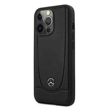 Заредете изображение във визуализатора на галерията – Mercedes MEHCP13LARMBK iPhone 13 Pro / 13 6,1" hardcase czarny/black Urban Line
