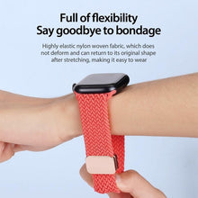 Заредете изображение във визуализатора на галерията – DUX DUCIS Mixture Pro - stretchable braided strap for Apple Watch 38/40/41mm guava
