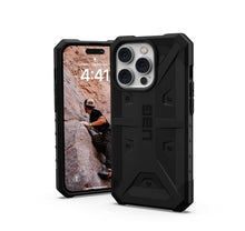 Заредете изображение във визуализатора на галерията – ( uag ) urban armor geat pathfinder гръб за  iphone 14 pro black
