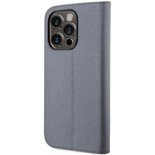 Заредете изображение във визуализатора на галерията – Karl Lagerfeld KLBKP14XSANKCPG iPhone 14 Pro Max 6.7" bookcase silver/silver Saffiano Karl &amp; Choupette
