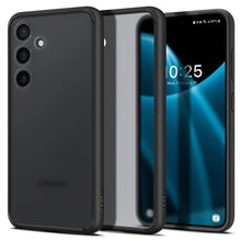 Заредете изображение във визуализатора на галерията – Spigen Ultra Hybrid case for Samsung Galaxy S24 - transparent and black
