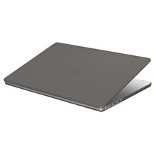 Заредете изображение във визуализатора на галерията – Uniq case for Claro MacBook Air 13 (2022) grey/smoke grey
