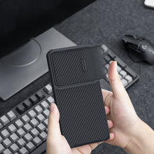 Заредете изображение във визуализатора на галерията – Nillkin Synthetic Fiber S Case for Samsung Galaxy S23 cover camera cover black
