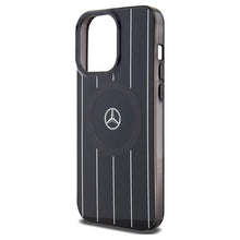 Заредете изображение във визуализатора на галерията – Original Case MERCEDES hardcase Double Layer Crossed
Lines MagSafe MEHMP15L23HRSK for Iphone 15 Pro Black
