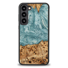Заредете изображение във визуализатора на галерията – Wood and resin case for Samsung Galaxy S23 Plus Bewood Unique Uranus - blue and white
