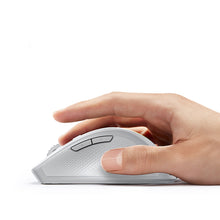 Заредете изображение във визуализатора на галерията – Ugreen MU101 ergonomic wireless mouse Bluetooth / 2.4 GHz - white
