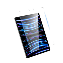 Заредете изображение във визуализатора на галерията – Baseus Crystal tempered glass for iPad Pro 12.9'' (2018/2020/2021/2022) + mounting kit - transparent
