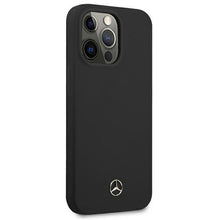 Заредете изображение във визуализатора на галерията – Mercedes MEHCP13LSILBK iPhone 13 Pro / 13 6,1" czarny/black hardcase Silicone Line
