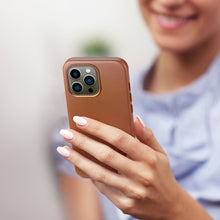 Заредете изображение във визуализатора на галерията – Dux Ducis Naples case for iPhone 13 Pro leather cover (MagSafe compatible) brown - TopMag
